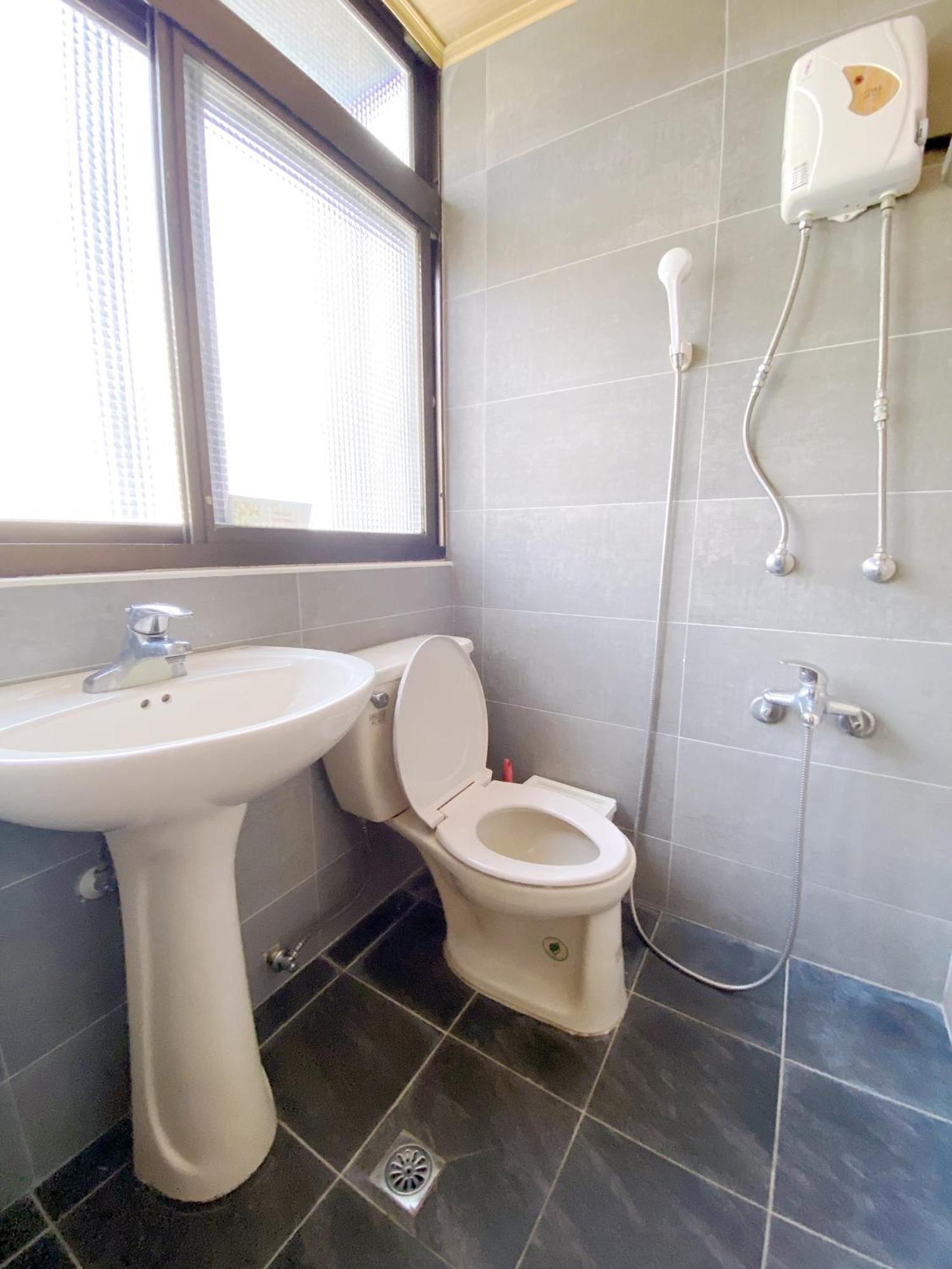 Inn 逢甲home Taizhong Zewnętrze zdjęcie